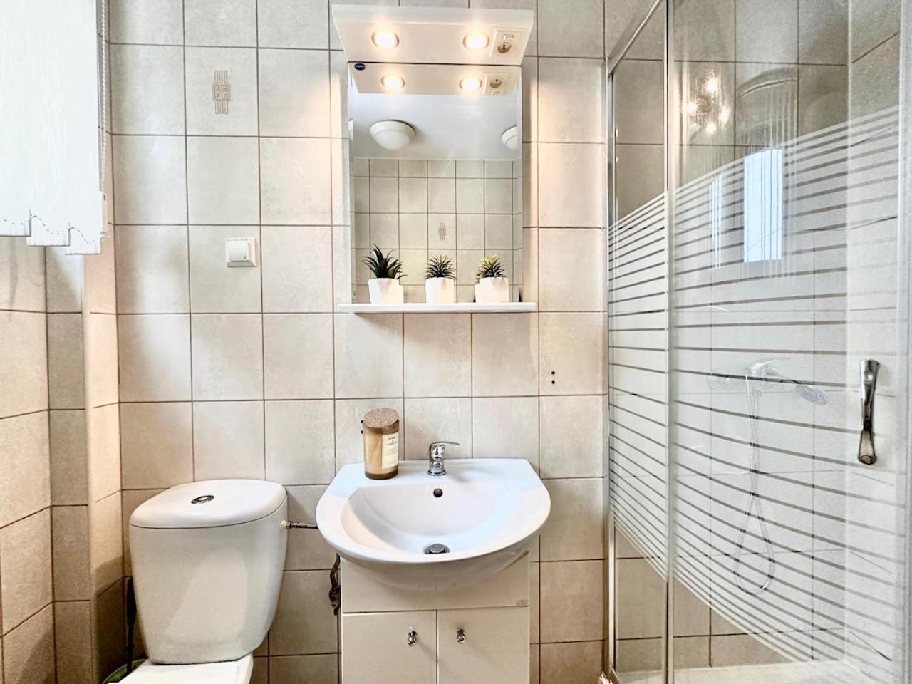 Ponikiew Resort Wadowice Buitenkant foto