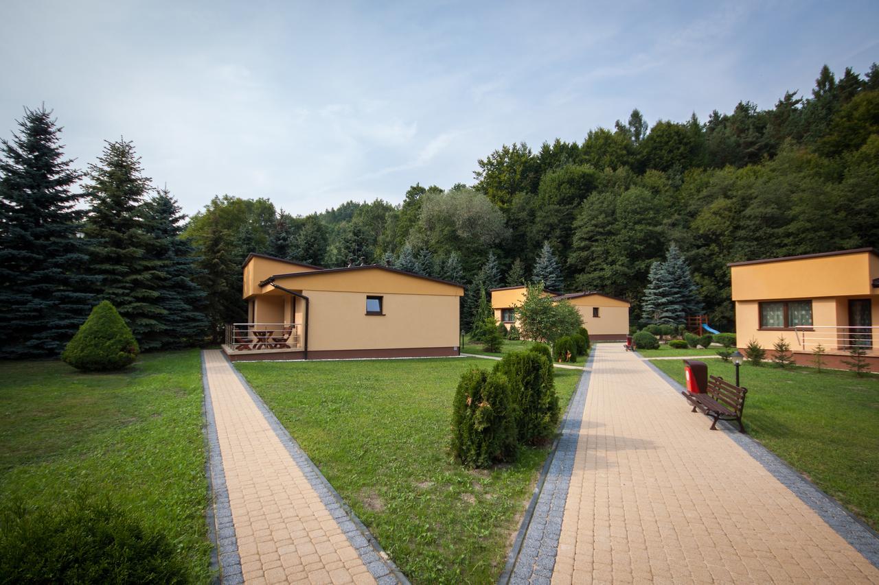 Ponikiew Resort Wadowice Buitenkant foto