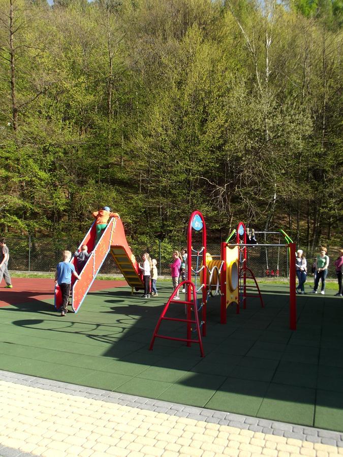 Ponikiew Resort Wadowice Buitenkant foto